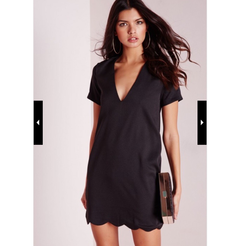 Misguided V-Neck scalloped shift dress